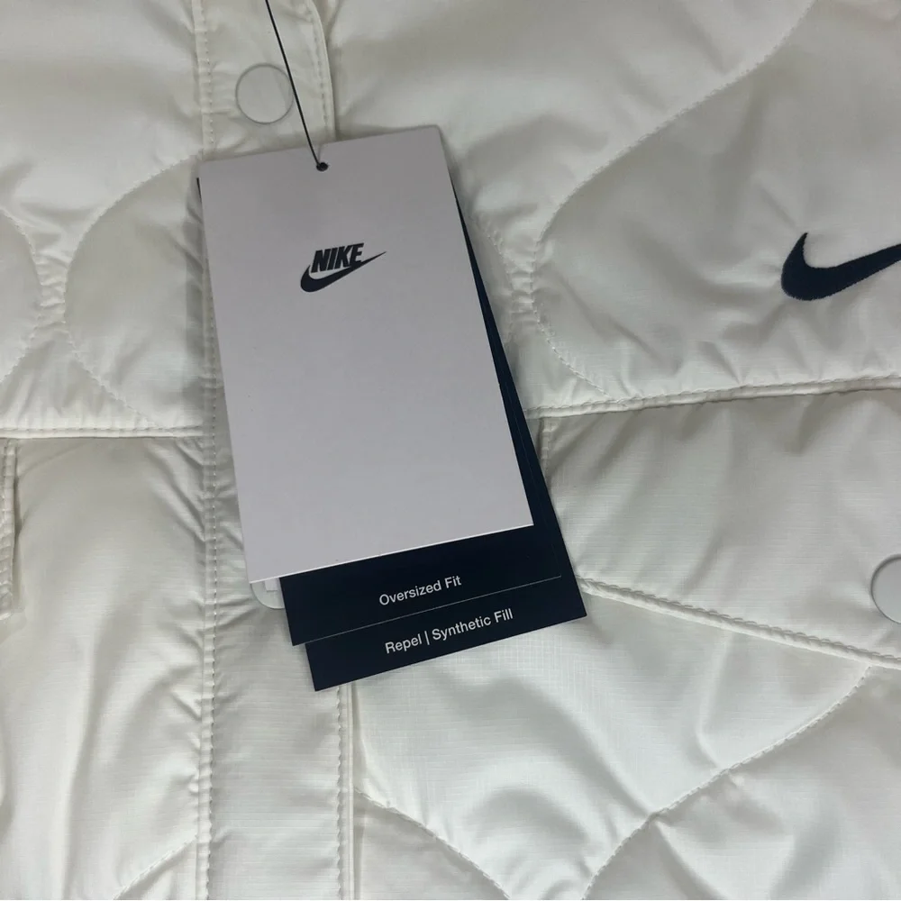 Nike Sportswear Essential Women's Quilted Trench